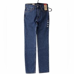Men’s Levi’s 505 Regular Jeans, 33x30 Brand new with all tags. Straight Leg.